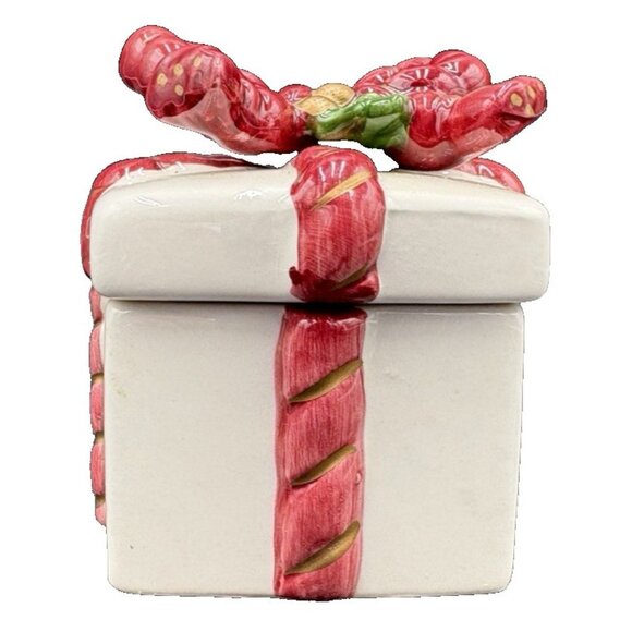 Vintage Gift Box Christmas Presents Holiday Ceramic Trinket Box Decoration GUC - Picture 1 of 6